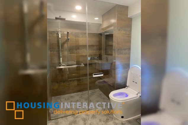 furnished 2br unit with parking for lease in joya lofts and towers