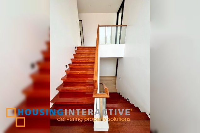 modern house and lot for sale in white plains