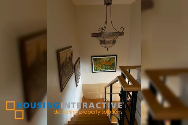 unfurnished 3br unit with parking for sale in one rockwell