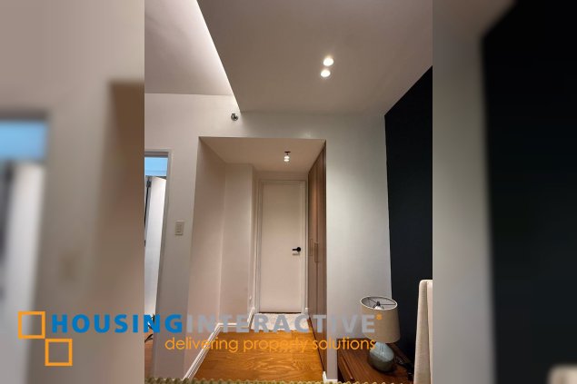 fully furnished 2br unit with parking for lease in one rockwell