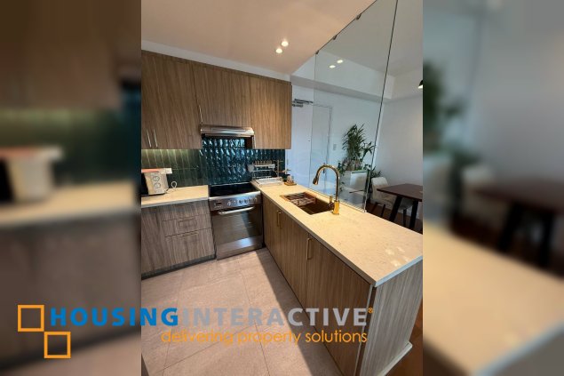 fully furnished 2br unit with parking for lease in one rockwell