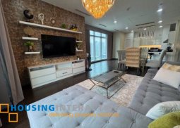 fully furnished 2br unit with parking for lease in trump tower