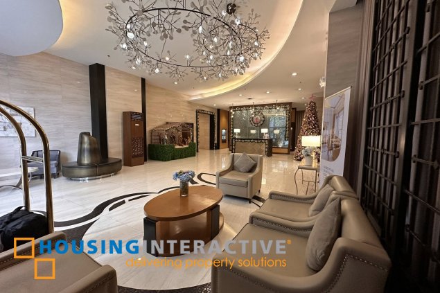 premium 2br unit with balcony for sale in park west