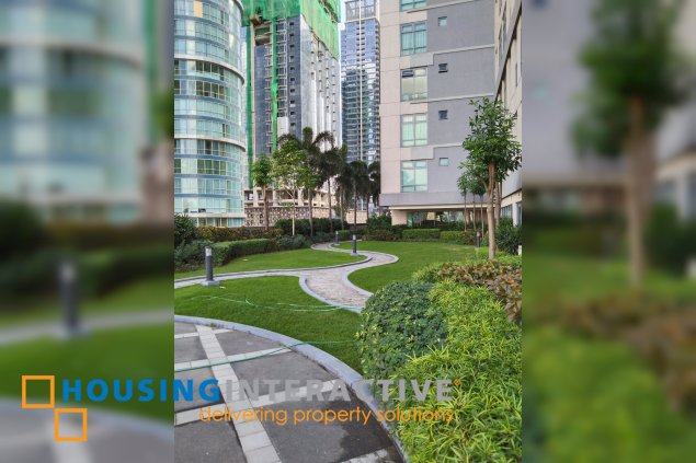 premium 2br unit with balcony for sale in park west