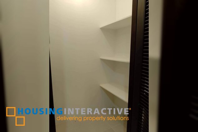 fully furnished 3br unit with balcony and parking for lease in verve residences