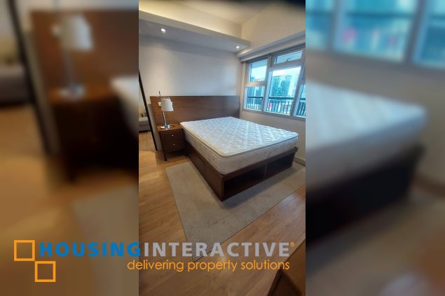 fully furnished 1br unit with balcony and parking for lease in one maridien