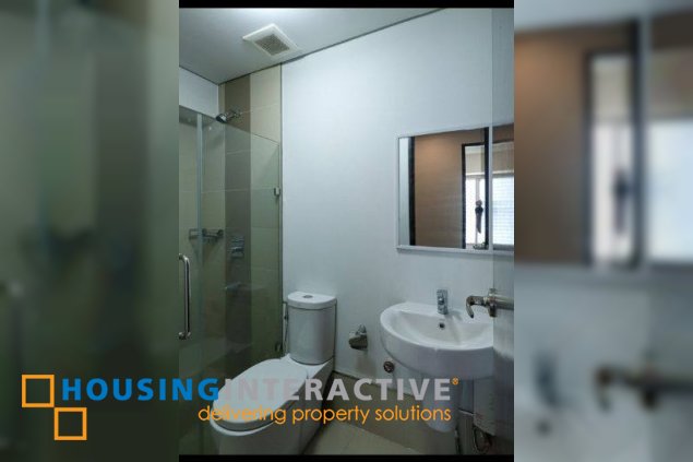 fully furnished 2br unit with parking for lease in one maridien