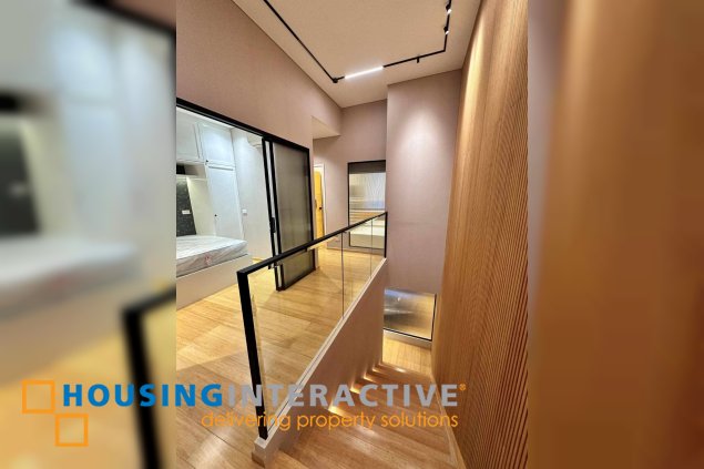 for sale 3 br unit with parking in one shangri-la place, south tower, mandaluyong