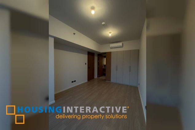 for lease brand new unit 1br with parking in shang residences