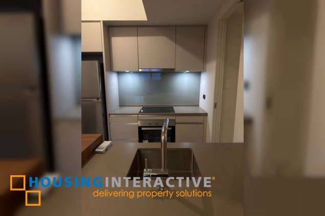 for lease brand new unit 1br with parking in shang residences