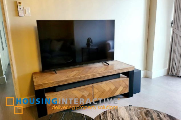 fully furnished 1br with parking for lease in proscenium residences