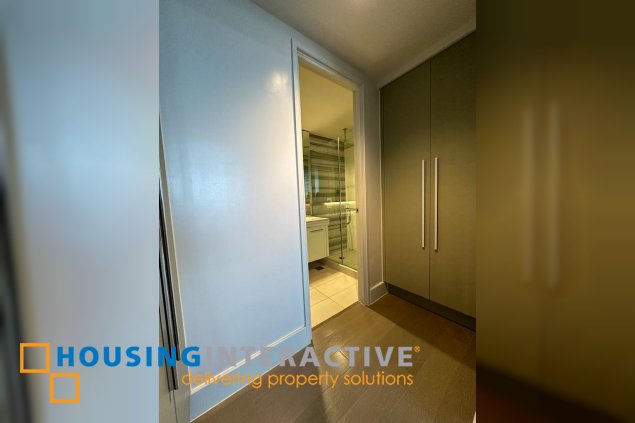 semi furnished corner unit 2br with parking for lease in proscenium residences