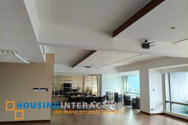 furnished 3br unit with parking for lease in horizon homes at shangri-la at the fort