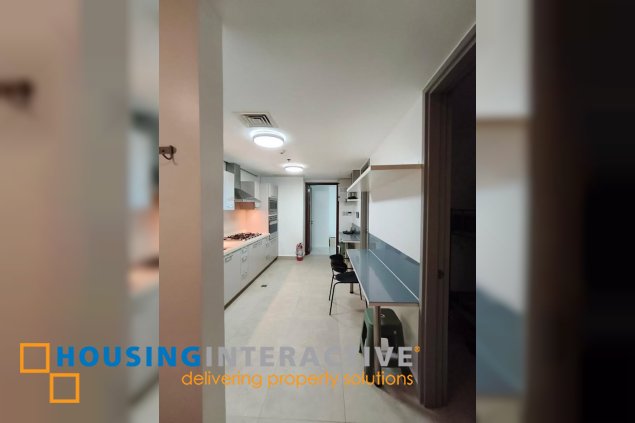 furnished 3br unit with parking for lease in horizon homes at shangri-la at the fort