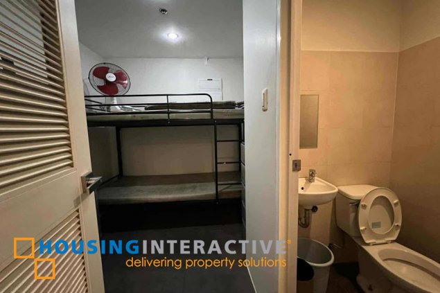 fully furnished 2br unit with parking for lease in one shangri-la place