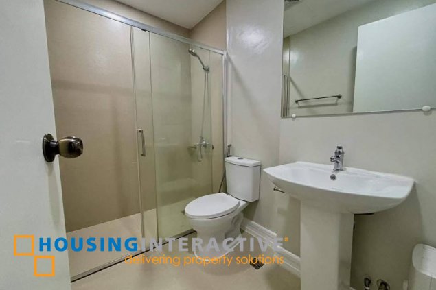 fully furnished 1br unit with balcony for lease in the gramercy residences