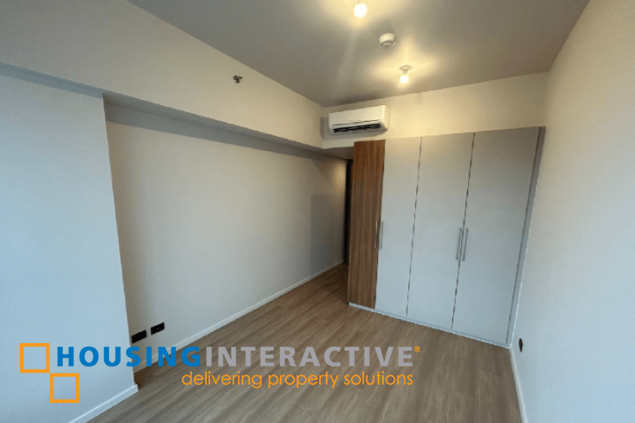 semi furnished 3br with parking for lease or sale in shang residences
