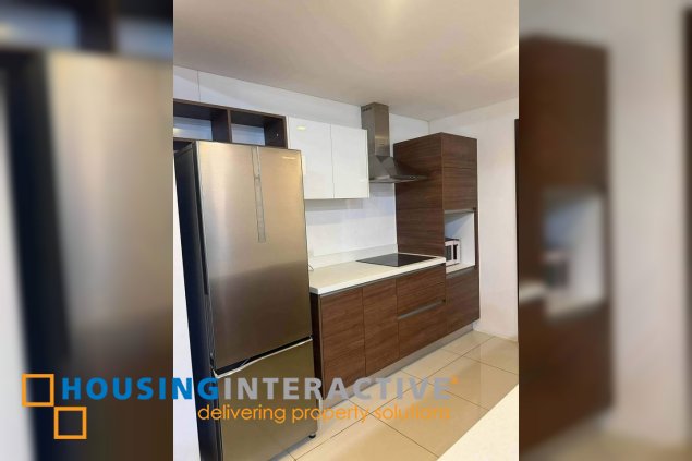 fully furnished 2br unit with parking for lease in garden towers