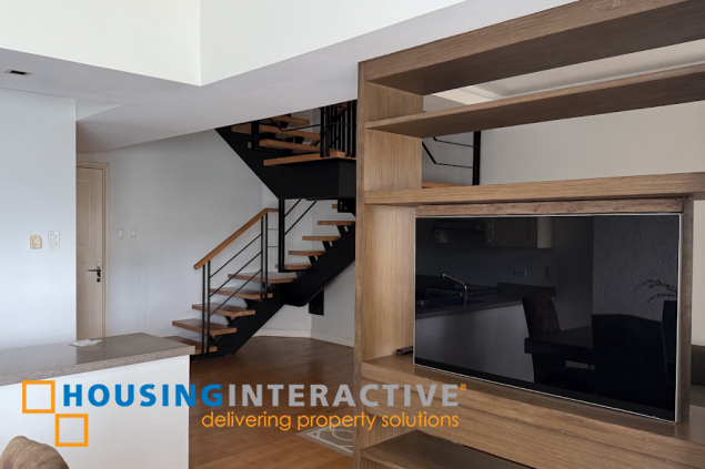 for lease penthouse unit 2br with parking in east tower