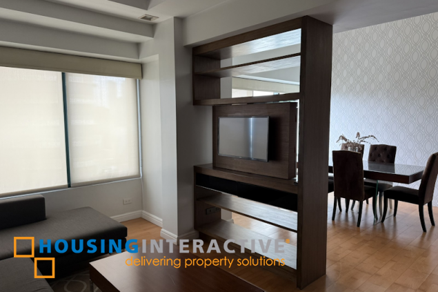 for lease penthouse unit 2br with parking in east tower