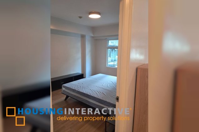furnished 1br unit with balcony for lease in two serendra
