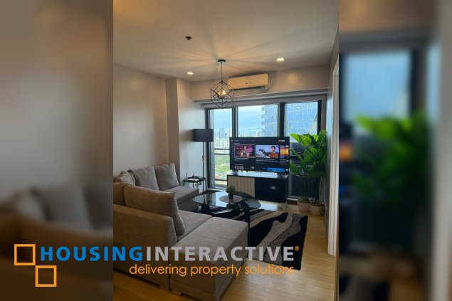 penthouse unit for sale in knightsbridge