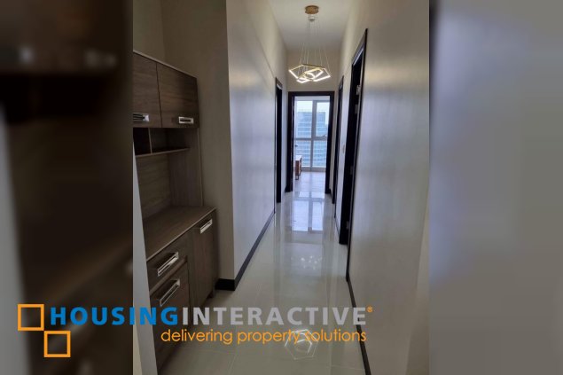 fully furnished 3br unit for lease in uptown parksuites