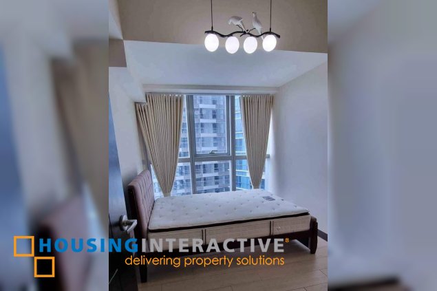 fully furnished 3br unit for lease in uptown parksuites