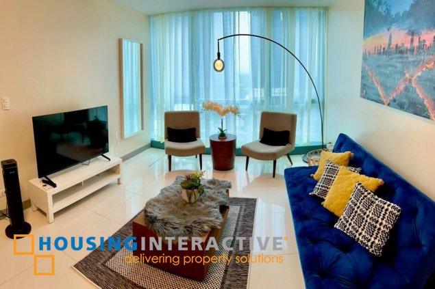 fully furnished 1br unit with parking for lease in one uptown residences