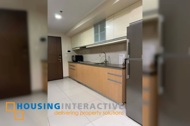 fully furnished 1br unit with parking for lease in one uptown residences