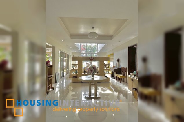 for sale modern house in marina baytown, parañaque
