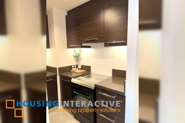 fully furnished 1br unit with parking for lease in proscenium residences