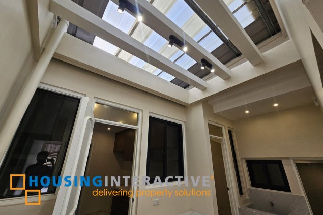 for sale 2-storey townhouse in marina bayhomes, paranaque city