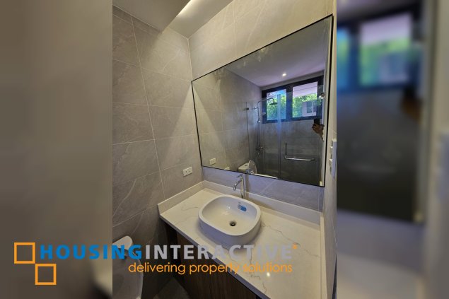 for sale 2-storey townhouse in marina bayhomes, paranaque city