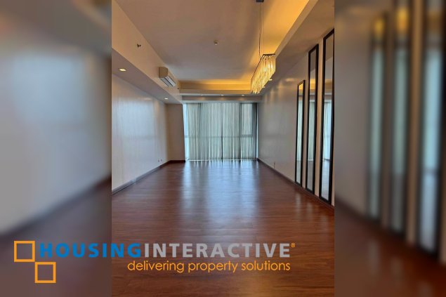 rush sale st. francis shangri-la tower 2 | ortigas cbd