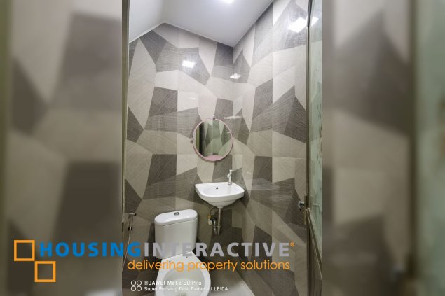 6br 3-storey house in las pinas city