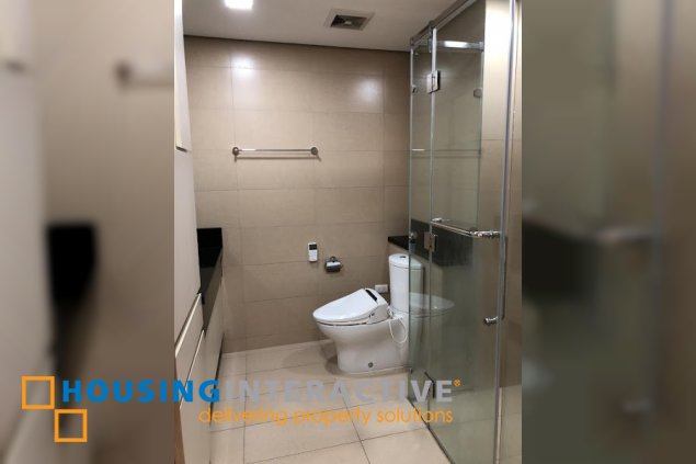 for lease 2br with parking and balcony in park terraces