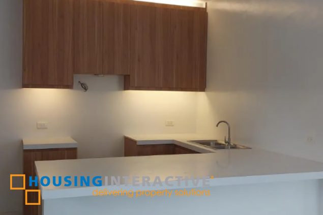 for sale  4-bedroom house in laguna bel air 4