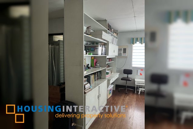 west greenhills house for sale