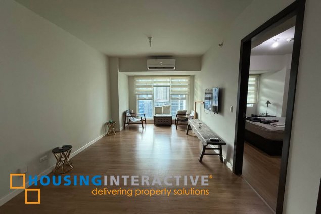 semi-furnished 1br unit for sale in kroma tower