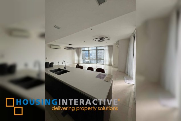 semi-furnished 3br unit with parking for lease in east gallery place