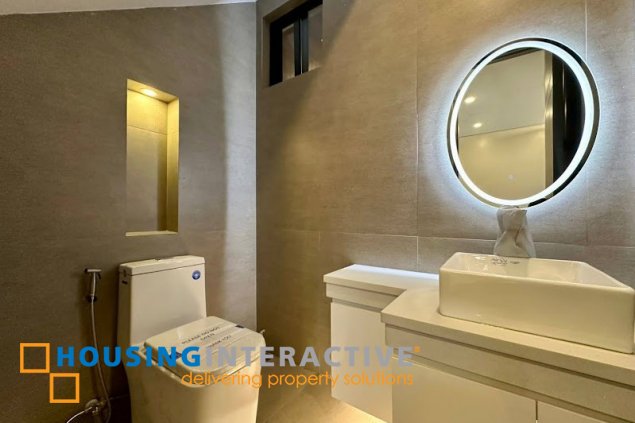 3 storey 5 br brand new house for sale in bf homes