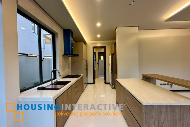 3 storey 5 br brand new house for sale in bf homes