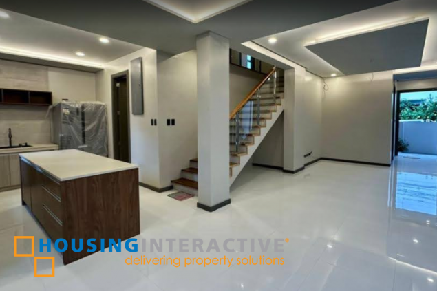 3 storey 5 br brand new house for sale in bf homes