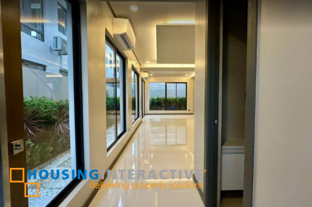 3 storey 5 br brand new house for sale in bf homes