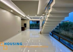 3 storey 5 br brand new house for sale in bf homes