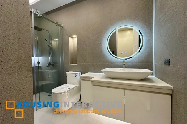 3 storey 5 br brand new house for sale in bf homes