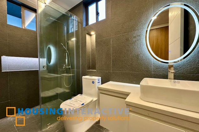 3 storey 5 br brand new house for sale in bf homes