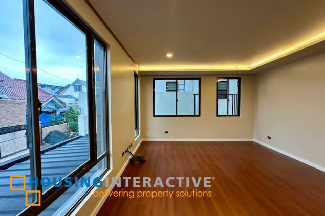 3 storey 5 br brand new house for sale in bf homes