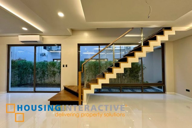 3 storey 5 br brand new house for sale in bf homes